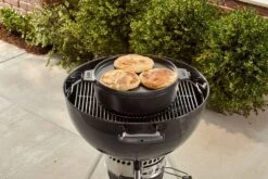 Weber® Dutch Oven Duo 5 Weber® Dutch Oven Duo -Barbecue Wereld Verkoop weber dutch oven duo 1615542923 2 l